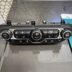 2022 Wrangler JL Jeep HVAC Control Panel Climate