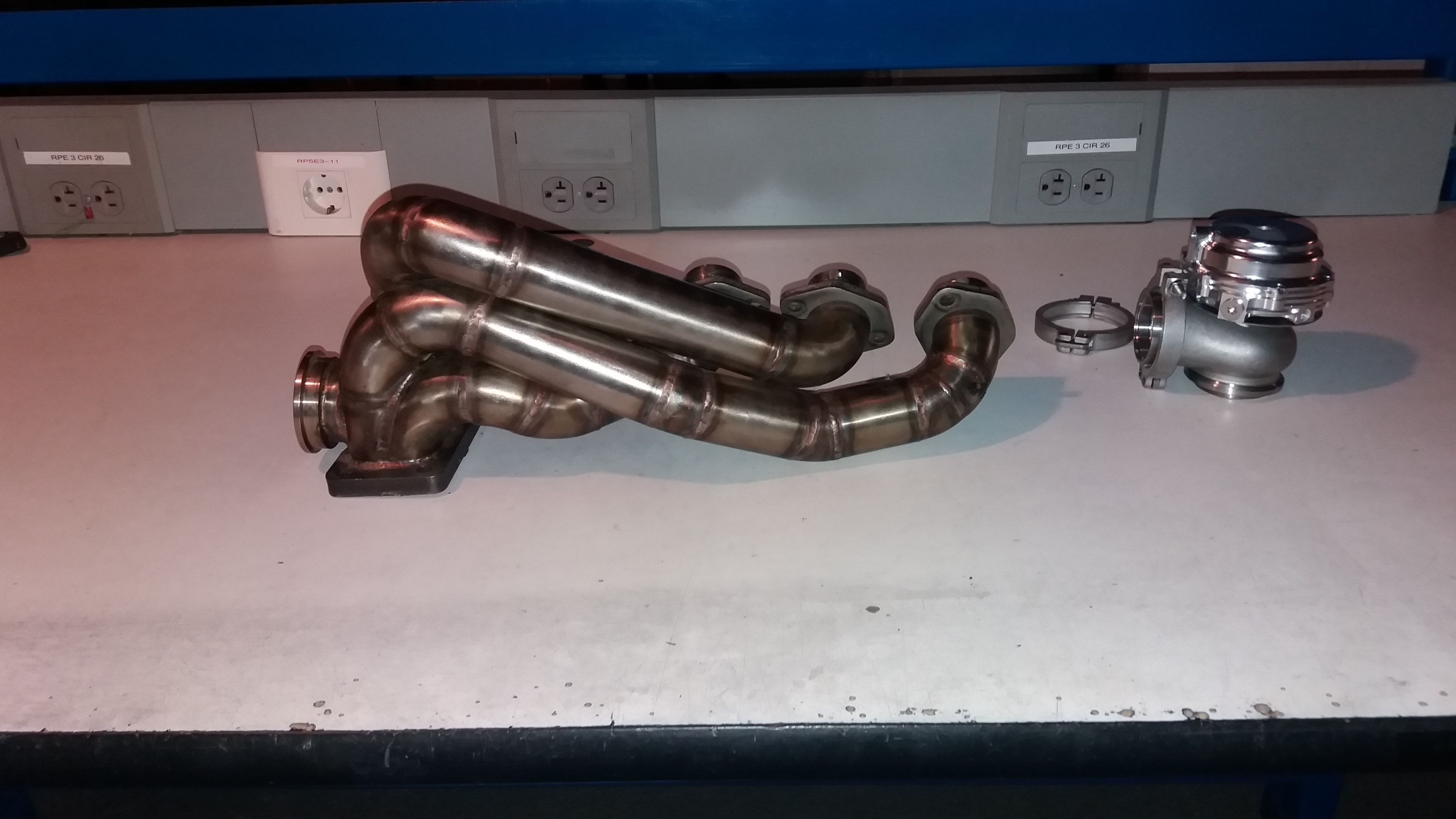 Kawasaki ZX10R Turbo Header/Manifold