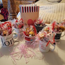 Valentines Coffee Mug Gifts With Tiny Stuffed Animals. Cute ❤️ 