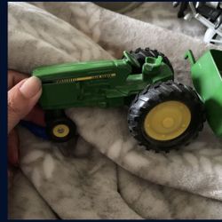 Collectible, trail tractor John Deere