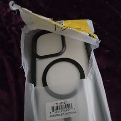 I Phone 16 Pro Max  Protector 