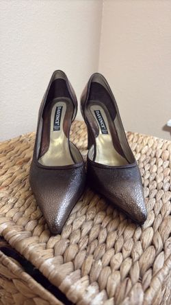 DaVinci Italian designer heels. Brown gradient color. Size 6 USA.