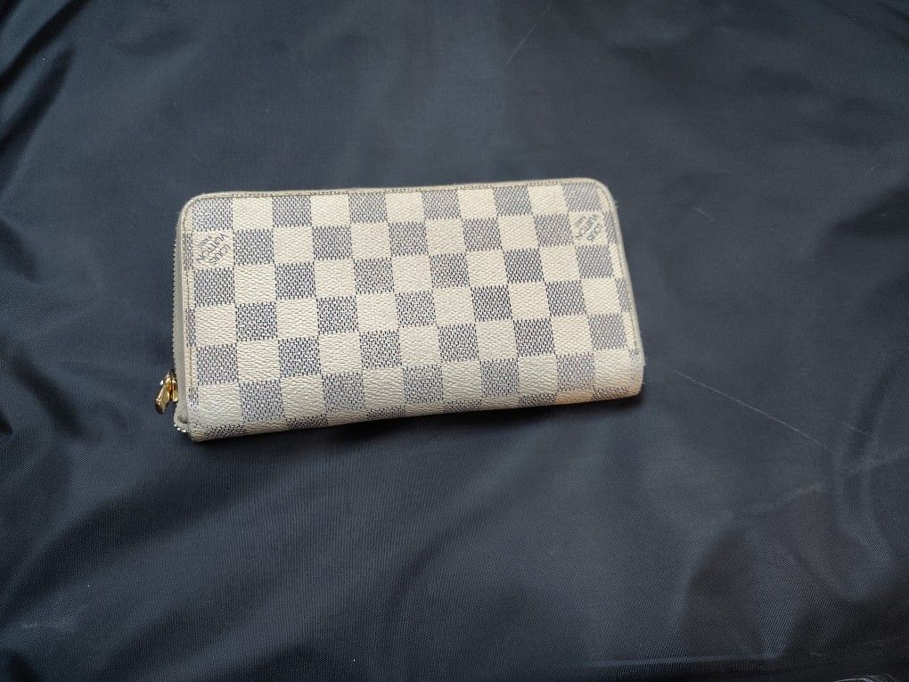 Louis Vuitton Wallet