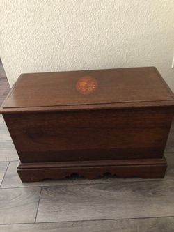 Storage chest