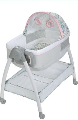 Like new! Graco Dream Suite Bassinet and Changer - Tasha