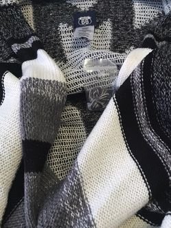 Sweater Size 10/12 Girls