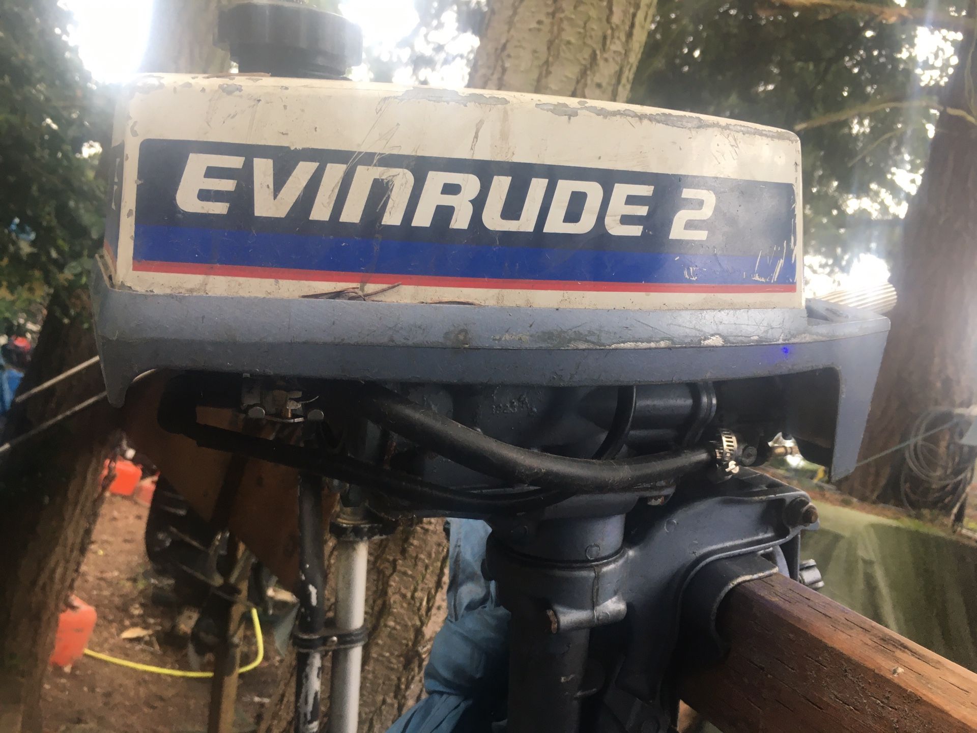 Evinrude 2hp outboard motor