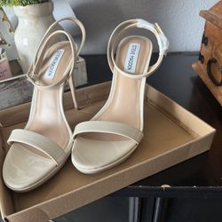 Steve Madden new heels