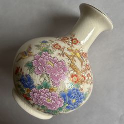 Vintage Japanese Crackle Glaze Flower And Bird Vase 