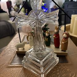 Lenox crystal cross figurine, often part of the "Inspirational Collection" or "Wedding Promises" line.  It is made of full lead crystal and typically 