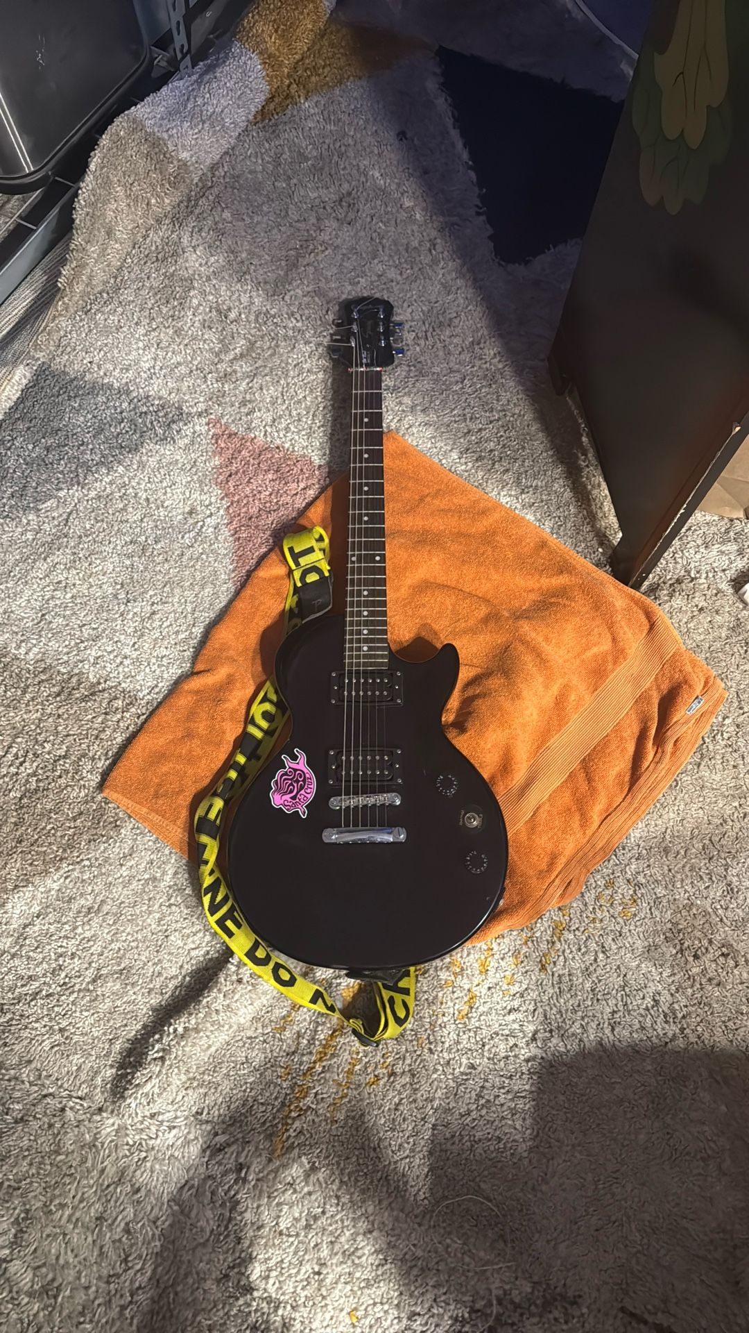 Les Paul Electric Guitar