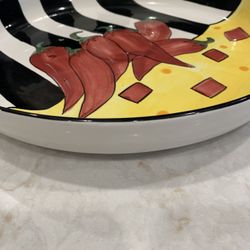 Decorative Entertainment Plate With Chili Peppers Design