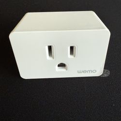 ★★ Wemo Smart Plug with Thread – Model WSP100 (HomeKit Only) ★★
