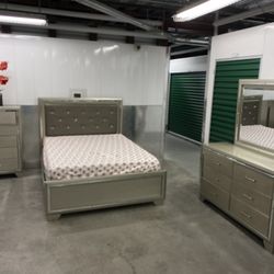 Bedroom Set Size Queen 🛋️🛋️