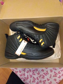 Jordan size 11 men BLACK TAXI & Jordan slides men size 11