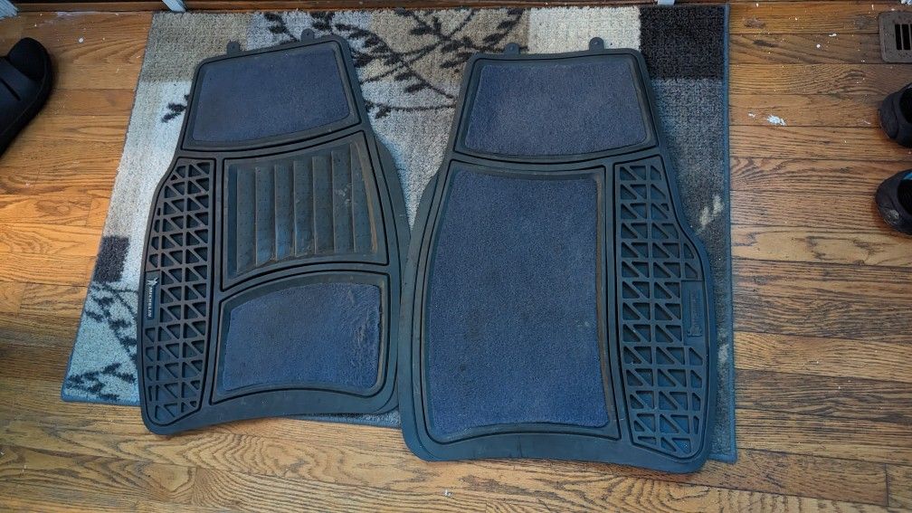 Michelin Grey Carpeted And Rubber All Weather Floor Mats Universal 