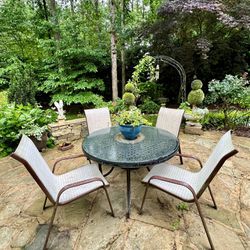 48” Round Patio Table & 4 Chairs