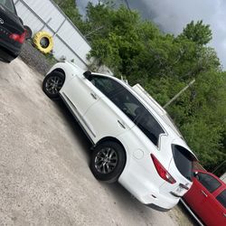 2015  Infiniti X60 130k Mile $3999