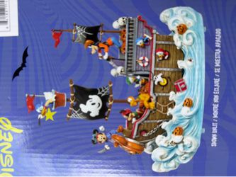 Animated pirate ship with lightning music