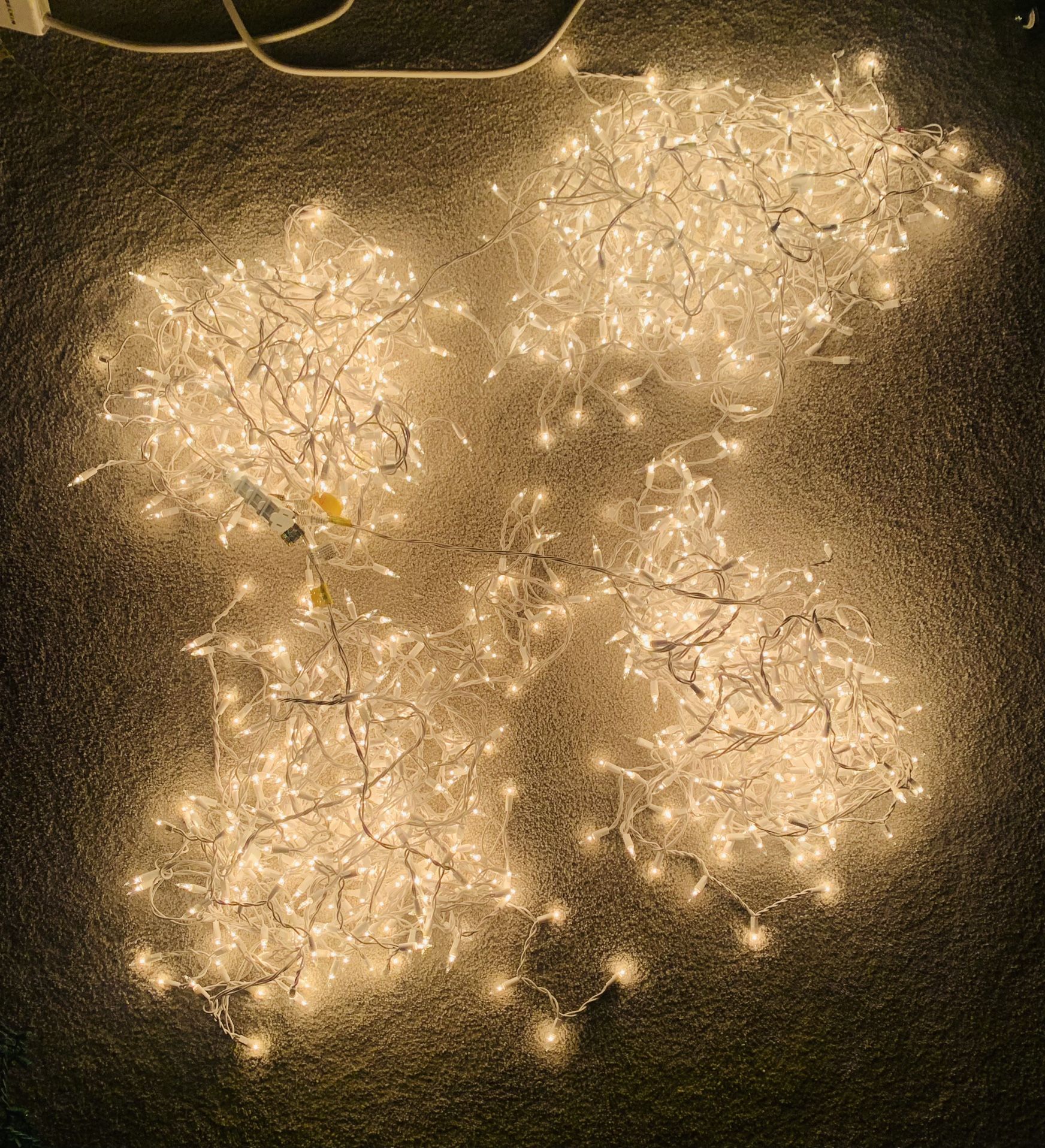 80 feet ICICLE LIGHTS Christmas / Holiday - clear, white