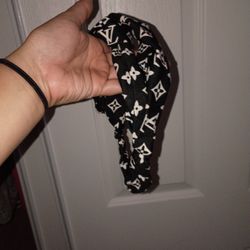 Louie Vutton Headband