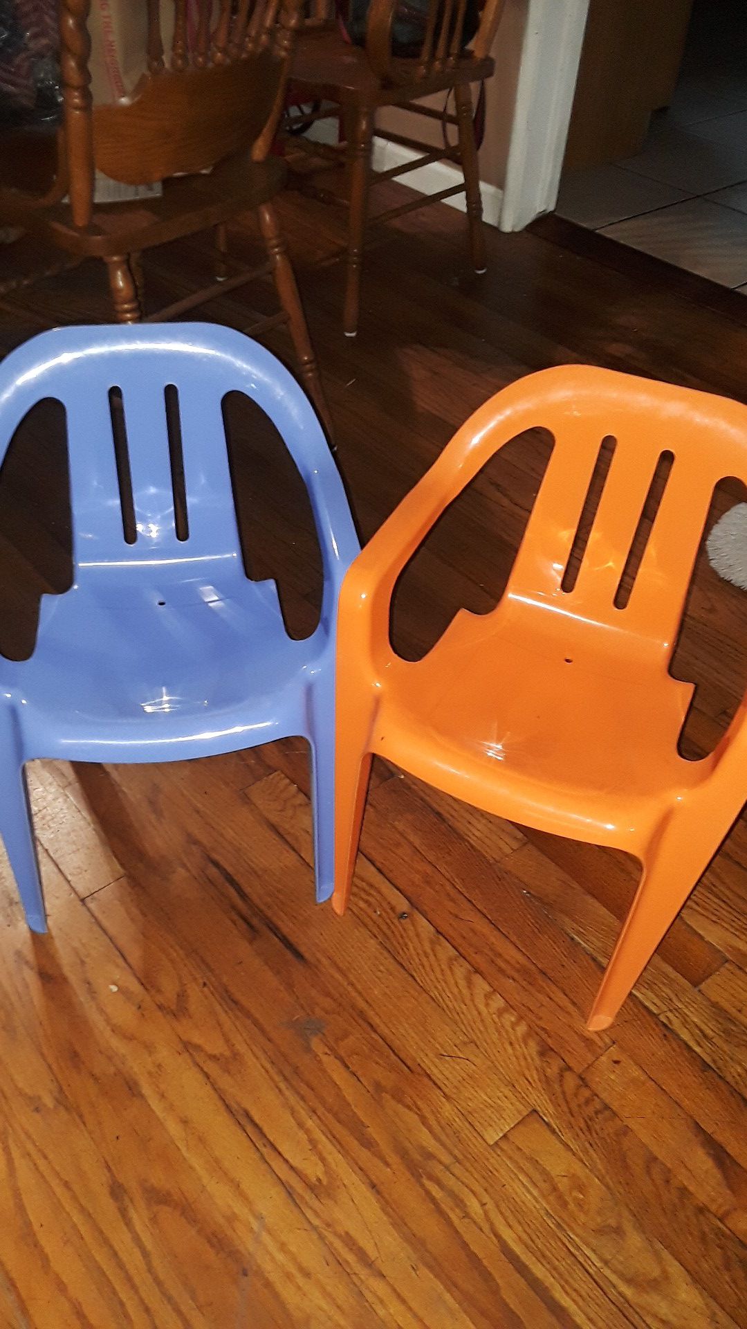 Kids chairs price is for both