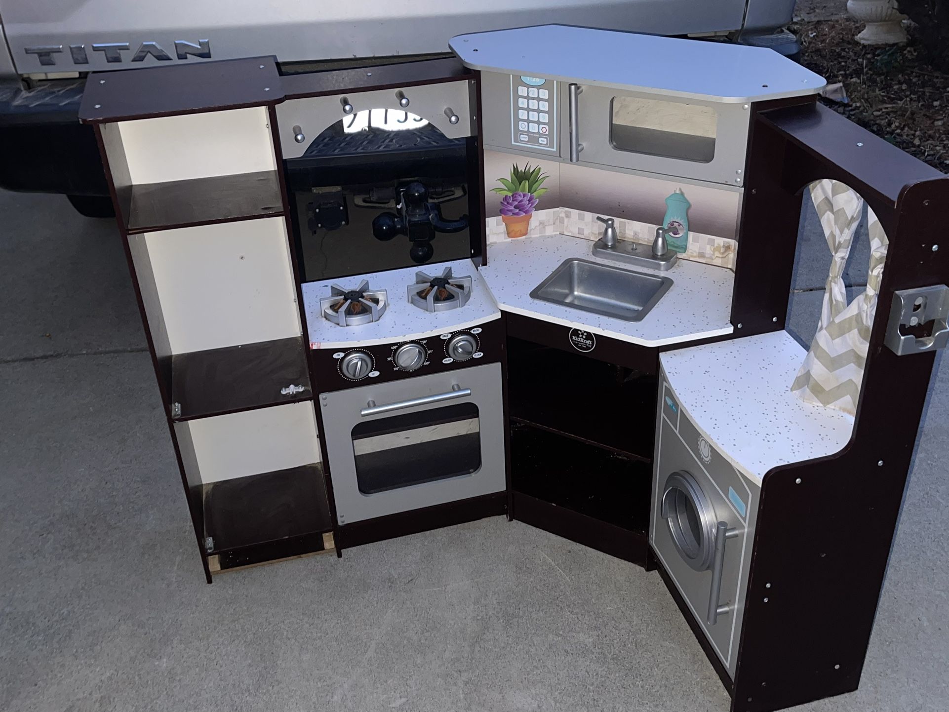 Kidskraft Kids Play Kitchen