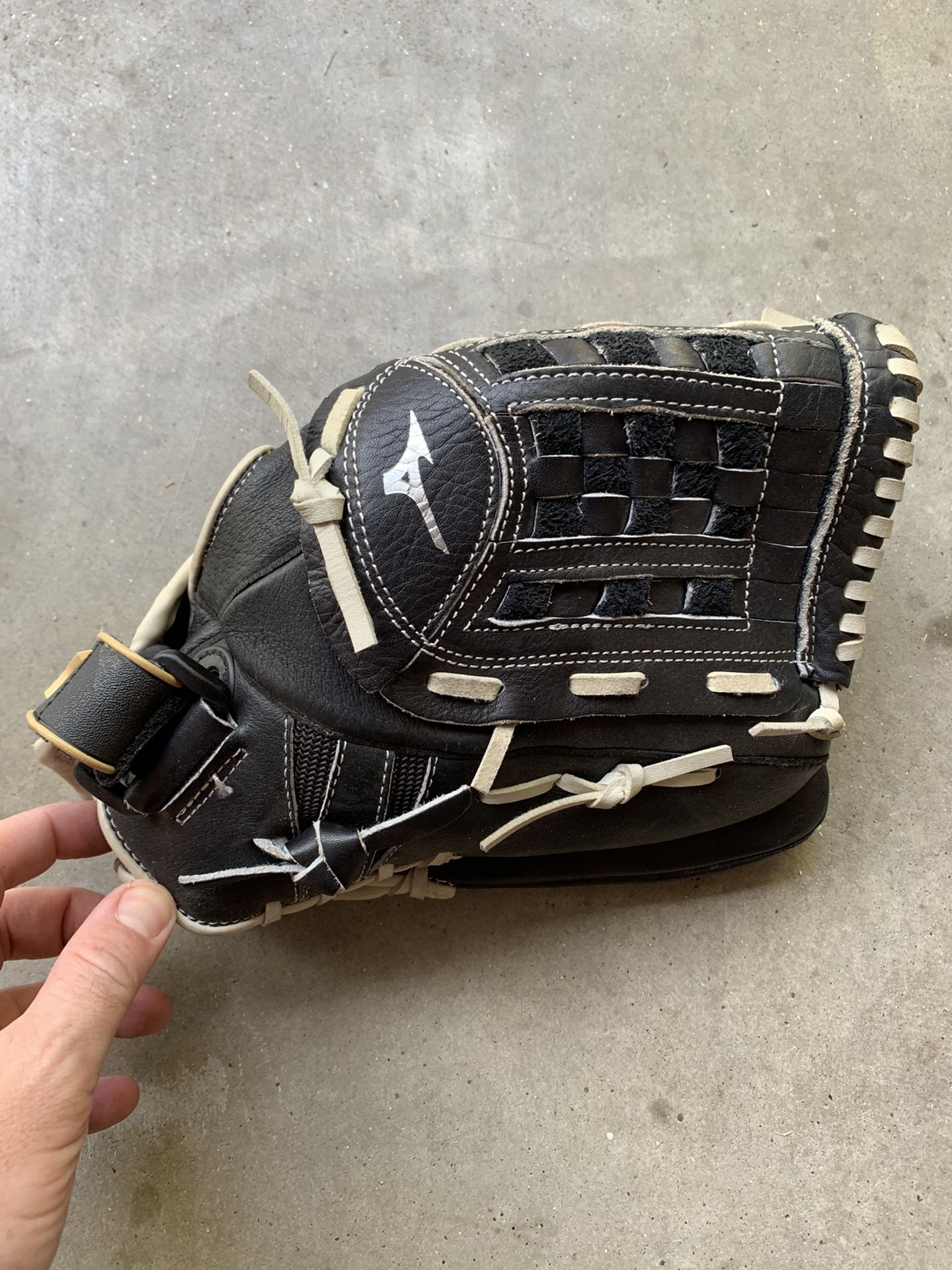 Mizuno Softball baseball glove 12.5 inch