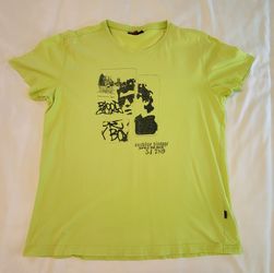 Lime-yellow Surplus Vintage graphic t-shirt XL features a black collage print