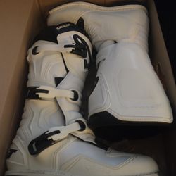 Alpinestars Tech 1 Mx Boots NEW