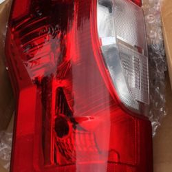 2022 Ford F250 Left Side Taillight 