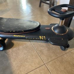 Newtronx N1 Wiggle Car Kids Black
