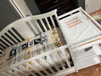 Crib 4-in 1