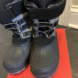 Khombu Boy Snow boot  Size 1