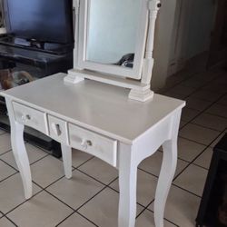 Vanity Desk