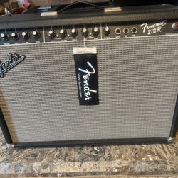 Fender Frontman 212R