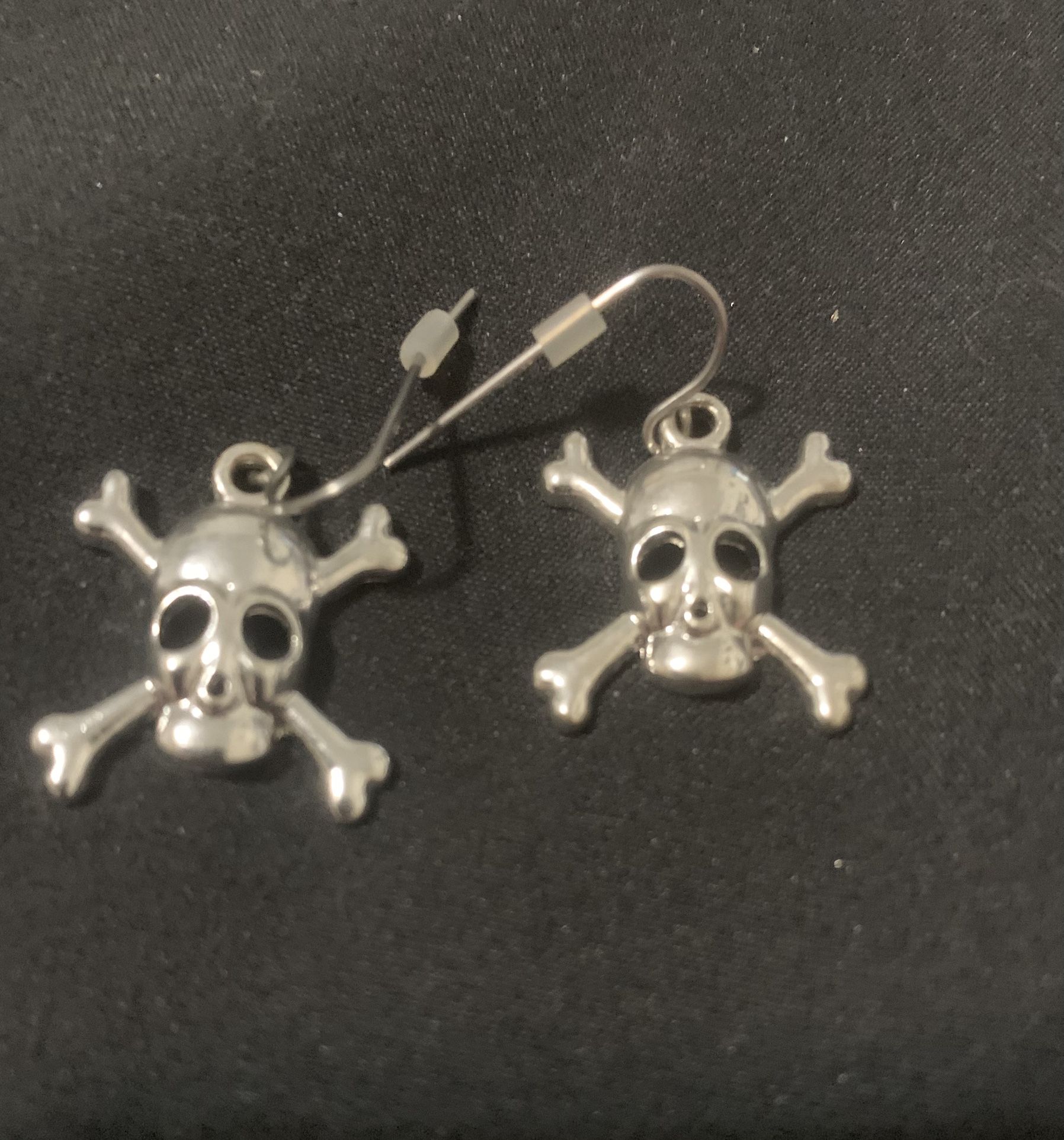 Skull Earrings