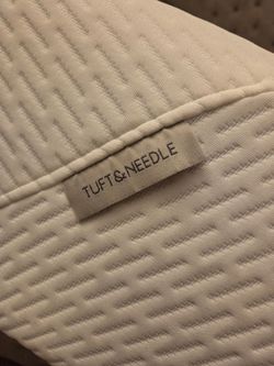 Tuft & Needle Queen Mattress