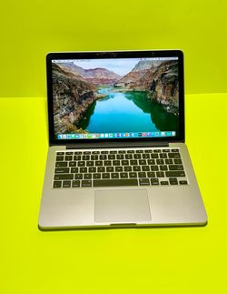 Apple MacBook Pro 13” Retina i5/8GB/256GB SSD $180