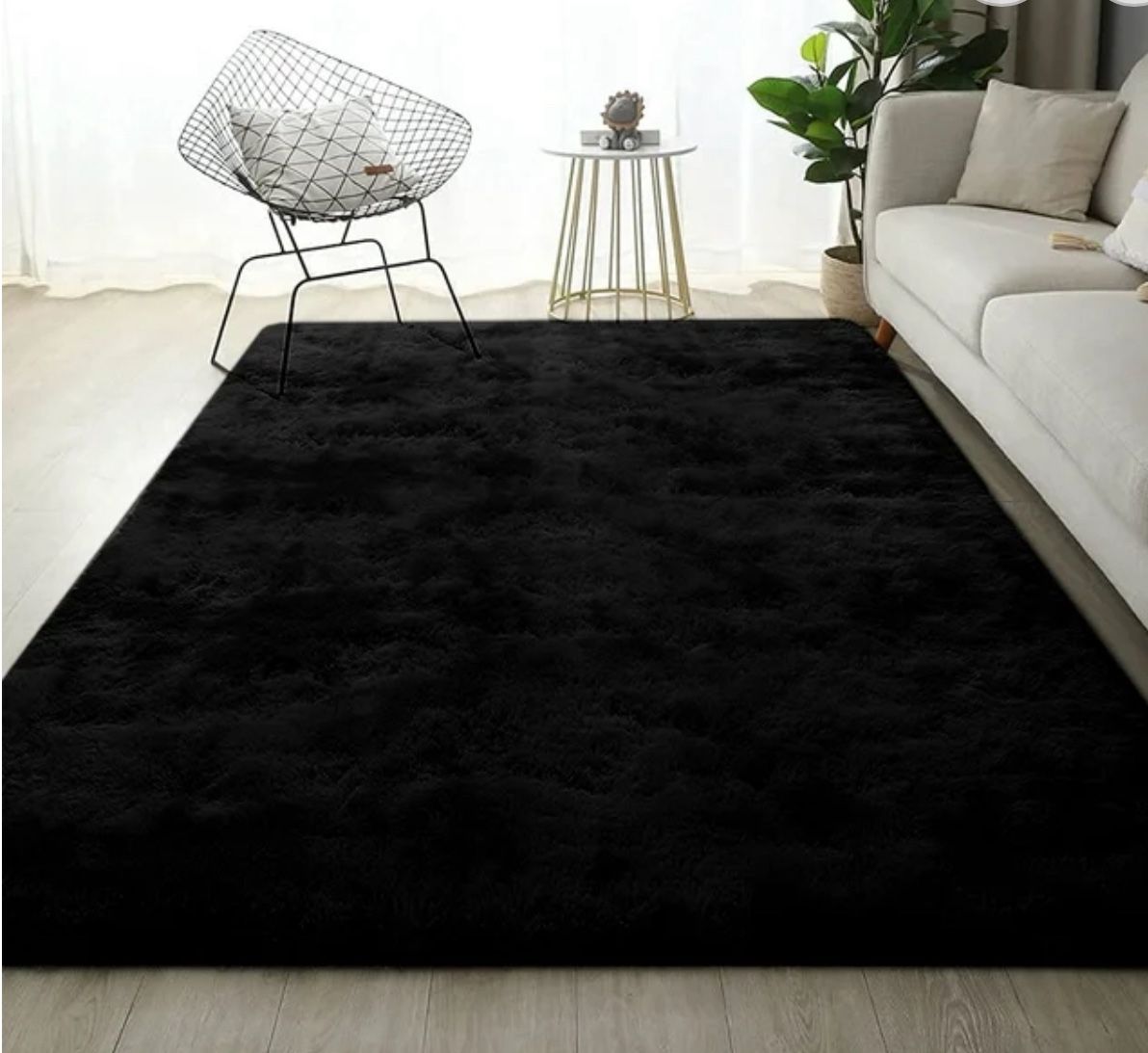 "NEW" Soft Fluffy Area Rug (8'x10') "PENDING"
