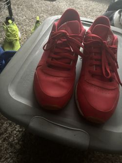 Red Reebok’s