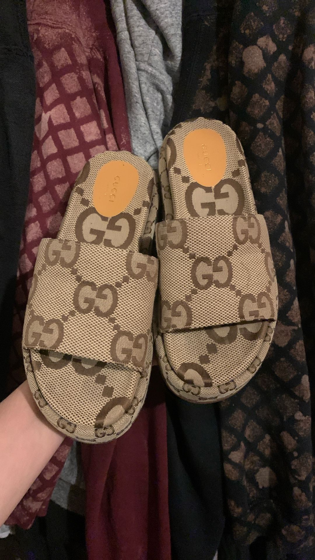 Size 39 (9) Women’s Gucci Platform Slides Sandals