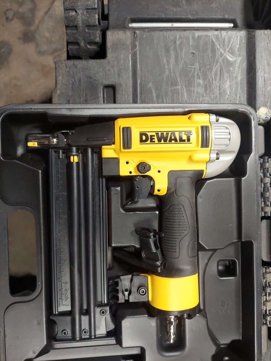 Dewalt