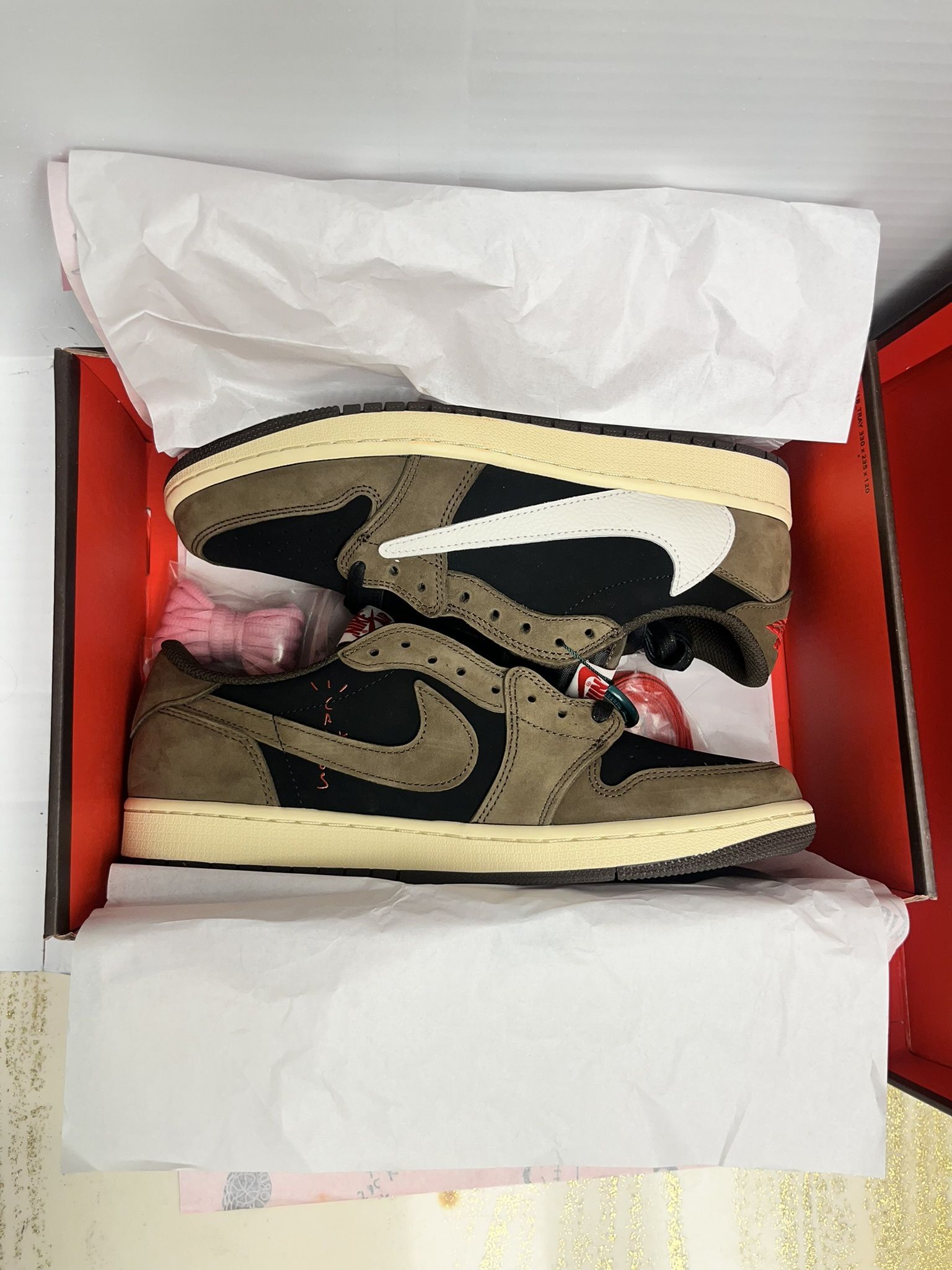 Nike Jordan 1 Low Travis Scott Brown Size 9