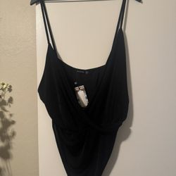 Women’s Black Low-Cut Swoop Bodysuit Xl