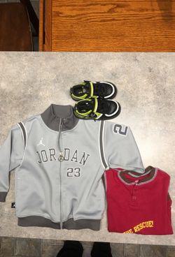 Jordan Toddler boys 3t and 7.5c nike shoes