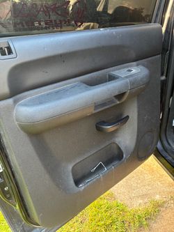 2007-2013 gmc/chevy rear door panels