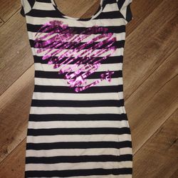 Juniors Black And White Dress
