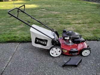 Toro recycler self-propelled lawnmower (22")