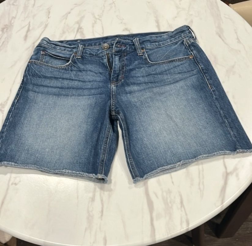 Women’s Blue Size 30 Jean Shorts